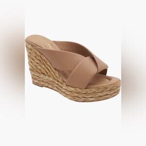 BNIB ANDRE ASSOUS espadrilles